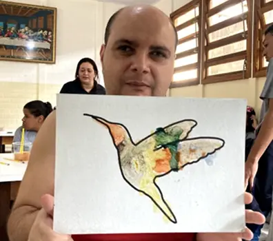 Alunos em processo de criação e reflexão artística