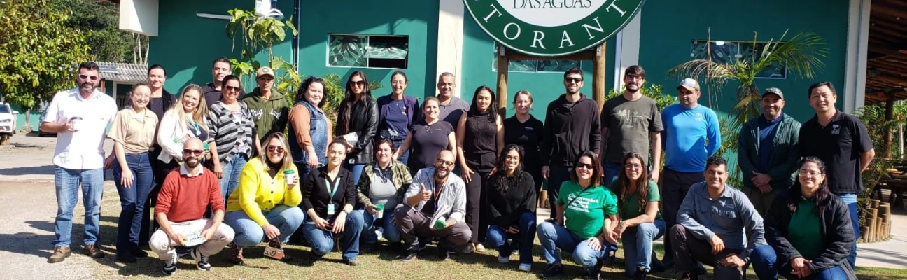 Participantes posando para foto